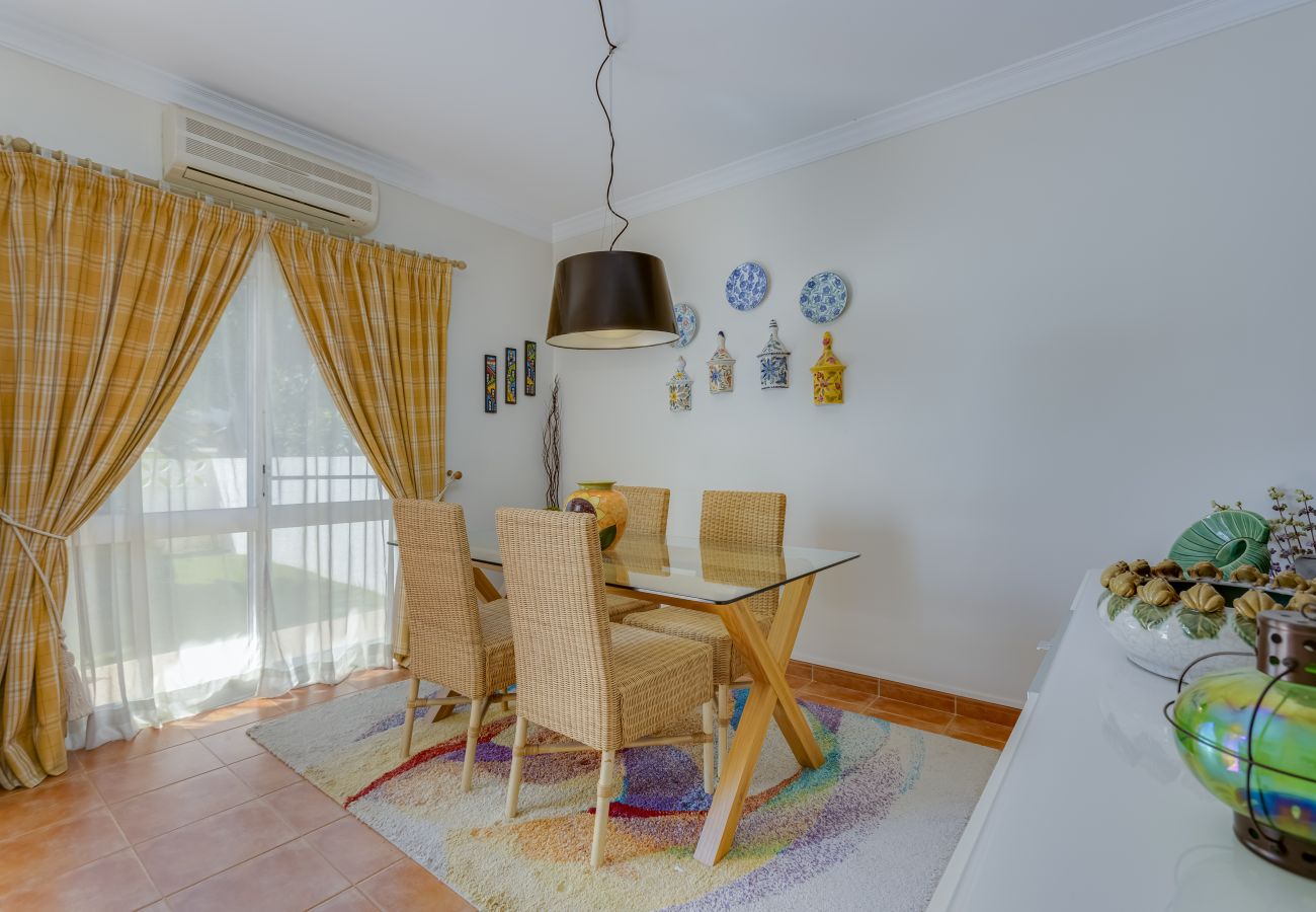 Apartamento em Porches - Casa Milagre