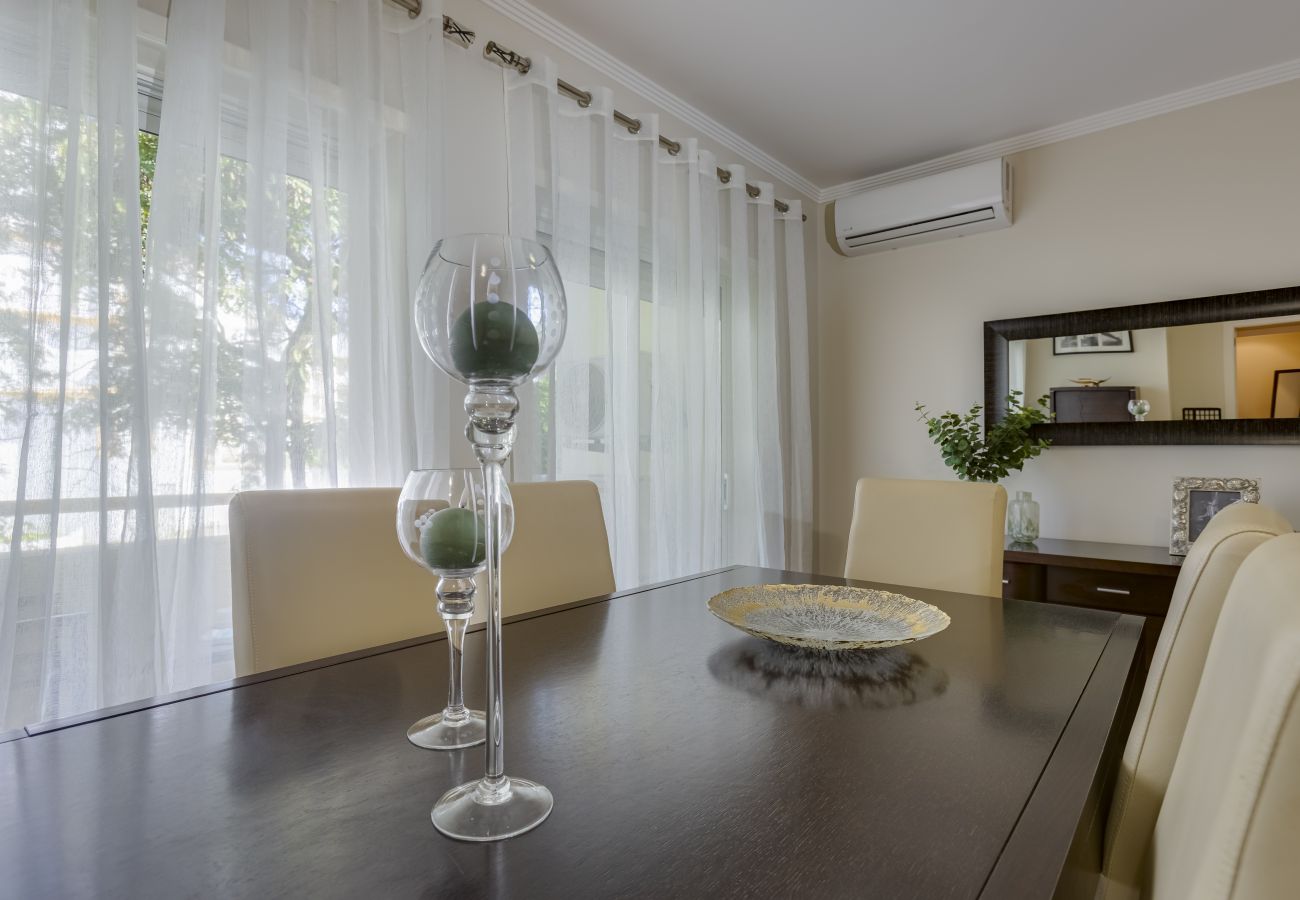 Apartment in Albufeira - Jazz & Silvia