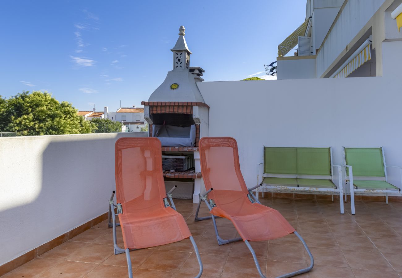 Apartment in Porches - Casa Milagre