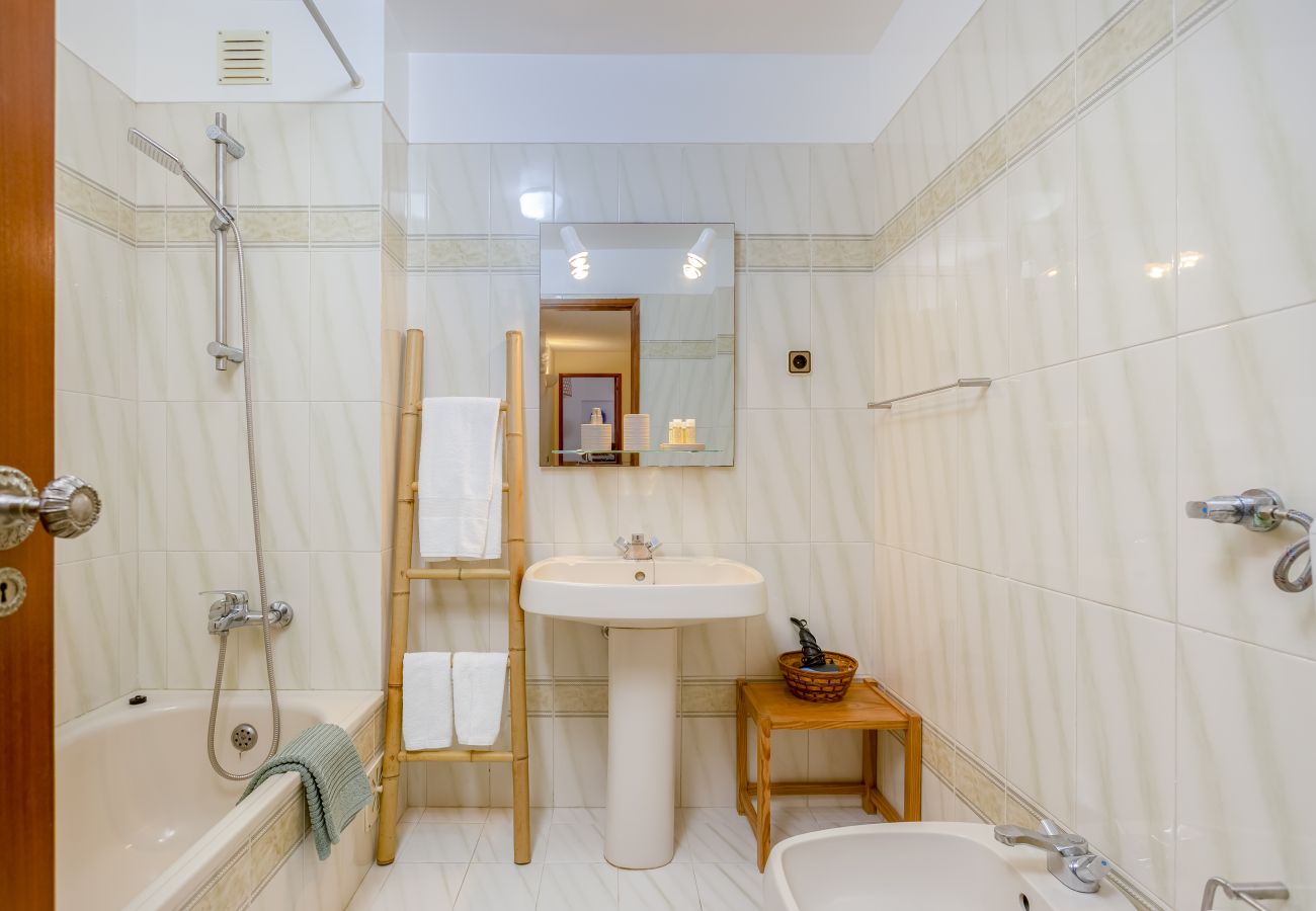 Apartment in Porches - Qta Das Palmeiras